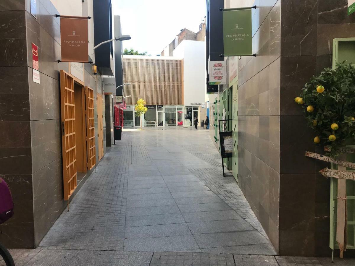 A Dos Pasos De Todo Apartment Malaga Exterior photo