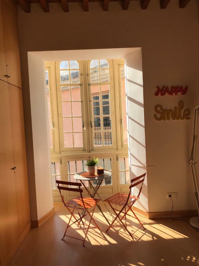 A Dos Pasos De Todo Apartment Malaga Exterior photo