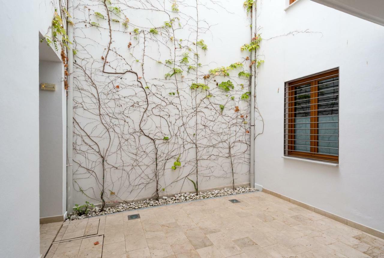 A Dos Pasos De Todo Apartment Malaga Exterior photo