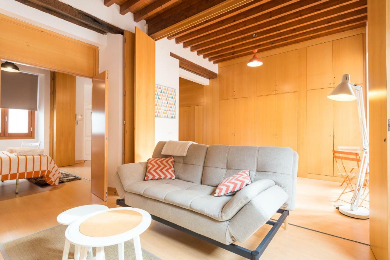 A Dos Pasos De Todo Apartment Malaga Exterior photo